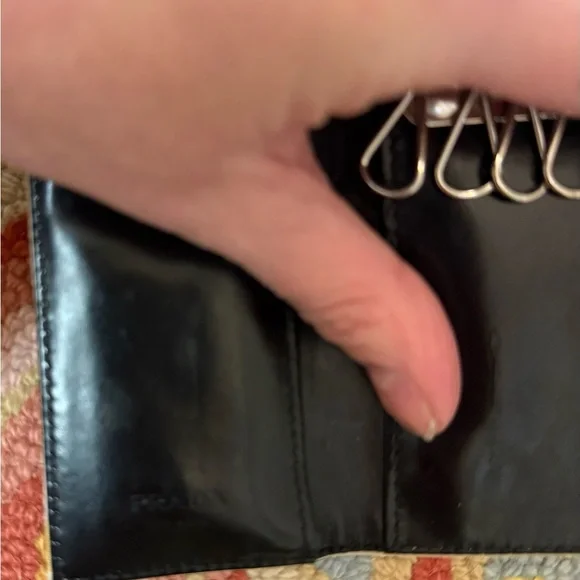 PRADA Unisex Tessuto White Nylon Six-Key Holder With Black Patent Interior - Picture 11 of 16